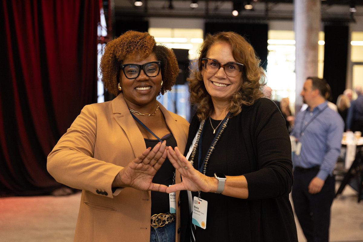 dugsong's tweet image. There’d be no domestic EV battery manufacturing if it weren’t for @mariathompsontj! Former co-founder &amp;amp; CEO T/J Technologies, president A123 Gov Systems, advisory board @OurNextEnergy1 annarbor.com/business-revie… #blackexcellence #Michigan #GoBlue #ΔΣΘ