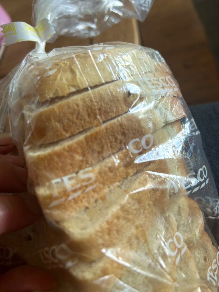 Mumof3me's tweet photo. Fresh unopened loaf of bread from @Tesco  with at least 5 Flies included! 🪰🪰🤢🤢 #Tesco https://t.co/poLnIJaZ4n