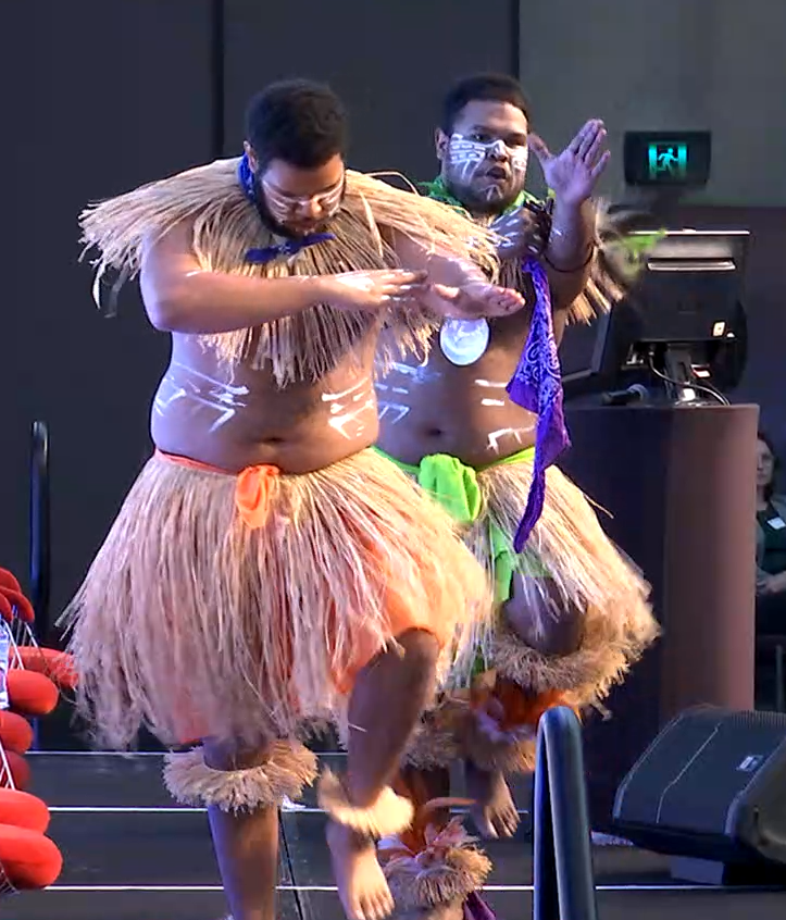 Joy_Reynolds_RA's tweet photo. Harold & Paul from ACPA (Aboriginal Centre for the Performing Arts) bring up the vibe. #creatingfuturessummit https://t.co/QqpFt8Gz4v