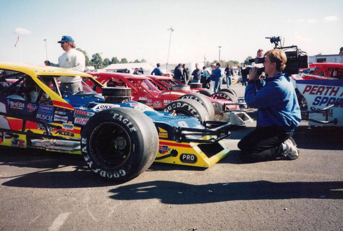 bobdillner's tweet image. Since we are showing camera operator pics… Old School circa 1996. 

TRIVIA - Anyone know who the blue &amp;amp; yellow Modified was driven by? #NWMT

I’ll give away a #ShortTrackLife tshirt to a random draw fr correct answers (you have to follow @shorttracklife_ on Twitter).