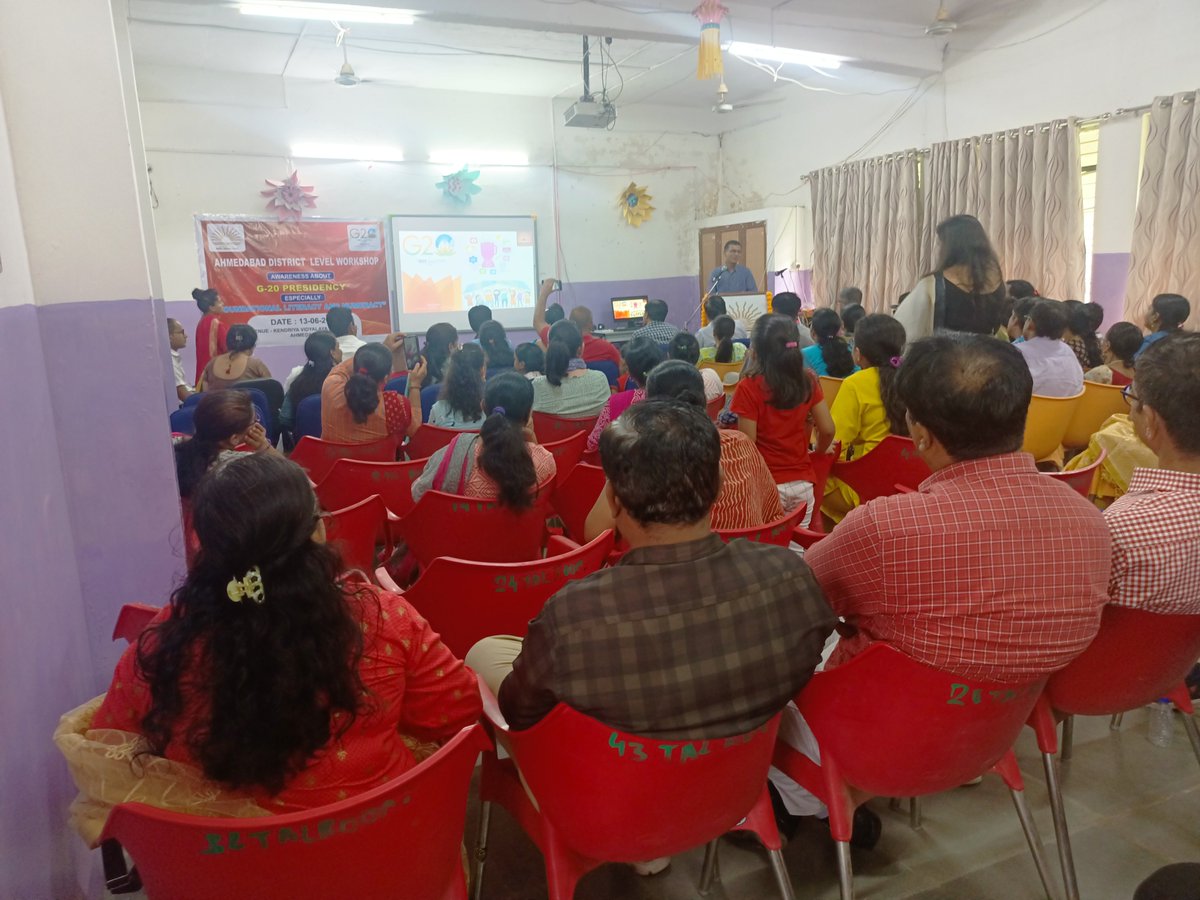 kc_kvian's tweet photo. A Janbhagidari Workshop 
on G 20 Presidency especially FLN was held at KV Sabarmati. 
#G20janbhagidariforFLN
#FLNjanbhagidarimovement
#MOEforFLN
#FLNjanbhagidarimovement
#G20janbhagidariFLN https://t.co/BjeZlTK1go