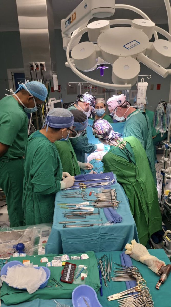 sebaspastor1's tweet image. Very proud to host Duke’s University Program @DukeHeart2Heart at @Hospital_Maria to treat pediatric congenital heart problems. Thank you @dukehearthond , we are thrilled of this partnership to save lives. #Honduras #Duke #HospitalMaría 🙏🏻❤️