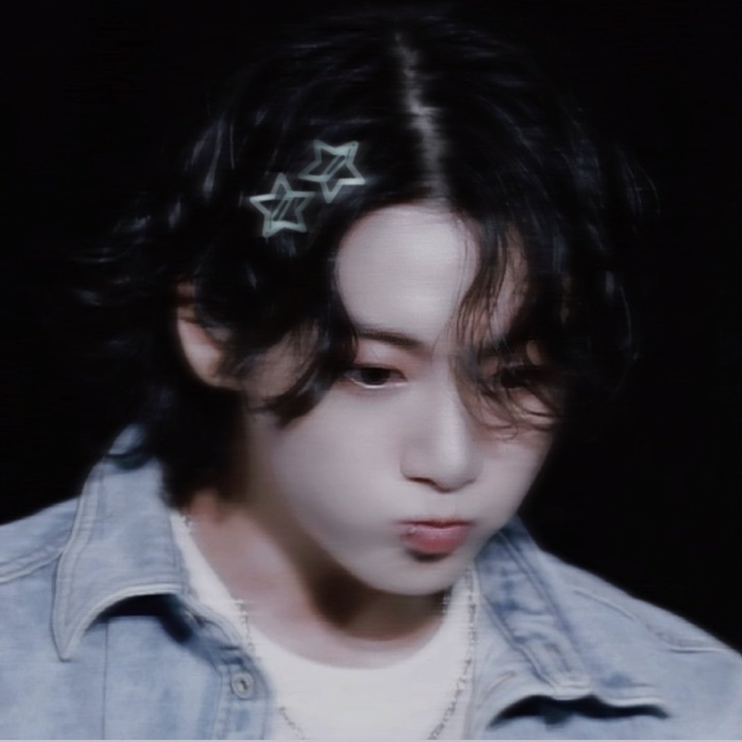candykoox's tweet photo. #taekookau #taekooknsfw 10th BTS Anniversary special 💜 

T/w : Boypussy, Feminization, Skirts, Exhibitionism, Voyeurism, 

"Hyung!", Jungkook whines, "We are at school"

"So what? I can't touch you?", Taehyung's hand cups the soft wet lace covered pussy underneath the skirt. https://t.co/ea8xQtaA5a