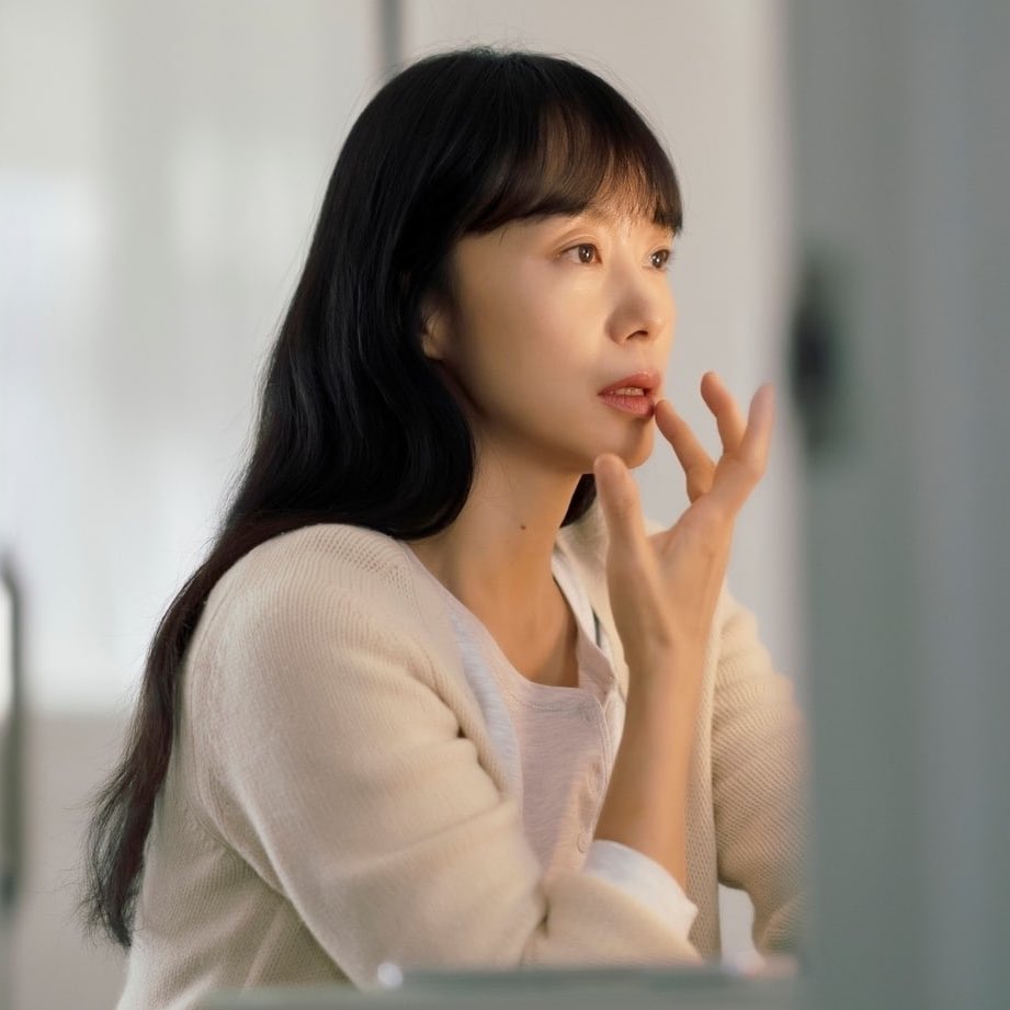 annyeo_'s tweet photo. Bu Jeong deserves to be happy ✨
#JeonDoYeon #Lost #HumanDisqualification https://t.co/Rw5HPkZIOi