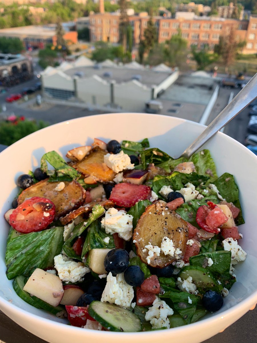 Dinner at home. Summer salad szn!

Fresh strawberries, blueberries, watermelon, apples, and cucumbers with roasted beets, feta, and crunchy romaine. Hot honey & lime dressing with chia seeds, plain yogurt, and pepper.

#summersalad #yyc #dinner
