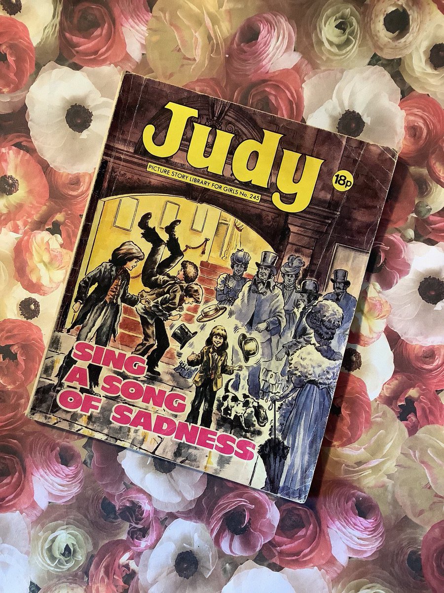 WatsonsVintage's tweet photo. A Fun an Nostalgic little 40th Birthday Gift. https://t.co/YGj1nZIDhm #Judy #MiniComic #1983Gift #GiftForHer #RetroGift #KitschGift https://t.co/yzAT51ff3j