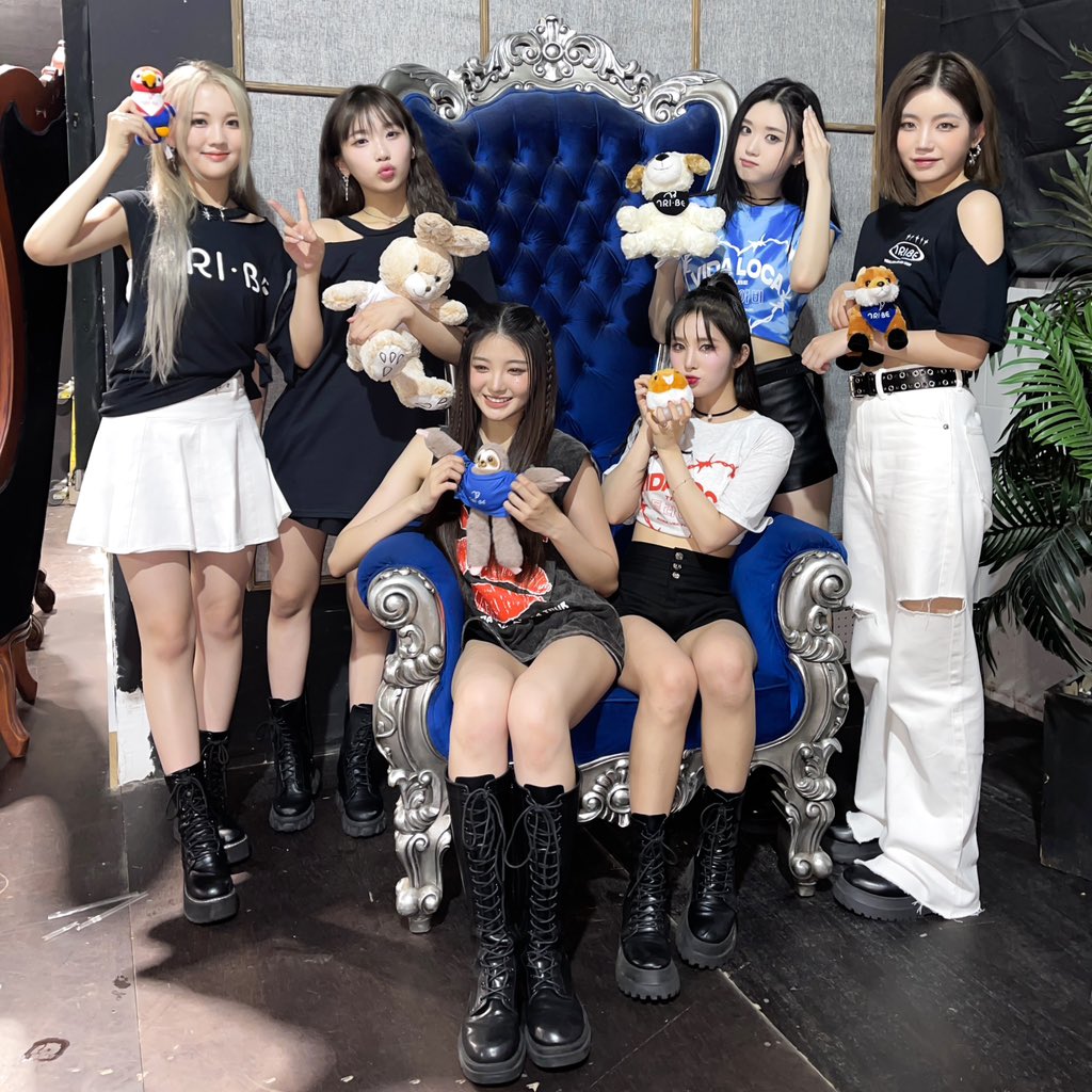 tribedaloca's tweet photo. [🇺🇸 #Tour_Diary]
WE ❤️ NY! Thank you for making precious memories!!

#트라이비 #TRI_BE #TRIBEVIDALOCATOUR #TRIBEINUSA https://t.co/58yAhI1BAi