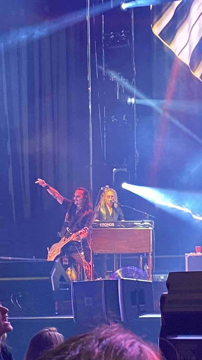 geridepp's tweet image. LQ Johnny Depp pics from Bulgaria Hollywood Vampires tour