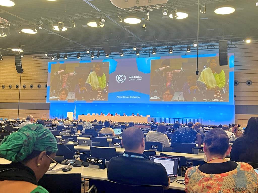 SamuelCOkorie's tweet photo. To conclude the 2nd Glasgow Dialogue on Loss and Damage at the Bonn Climate Change Conference, #SB58, I delivered an intervention on Loss and Damage on behalf of @YoungoLandD, @IYCM.
@LossandDamage @LossDamageYouth @CANIntl @UNFCCC
#LossAndDamage #climatection
#Climatecrusader https://t.co/pPlAgEFtIs