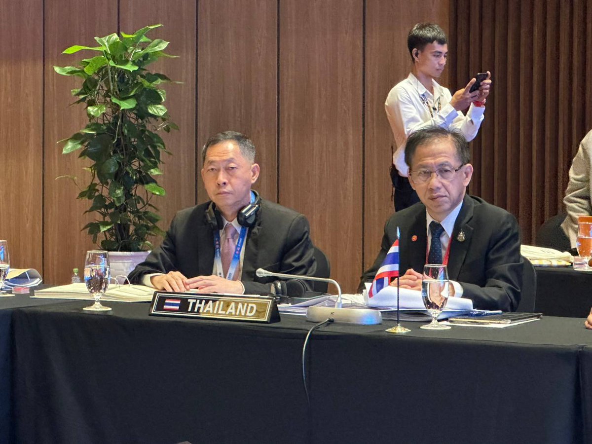 DDPMNews's tweet photo. (13 มิ.ย.66) ปภ.ร่วมประชุมคณะกรรมการอาเซียนด้านการจัดการภัยพิบัติ ครั้งที่ 42 ณ สาธารณรัฐสังคมนิยมเวียดนาม #ปภ #ACDM2023 #ACDM อ่านต่อที่นี่ ➡️ https://t.co/HRMcCXrBjR https://t.co/TBy85kPeL5
