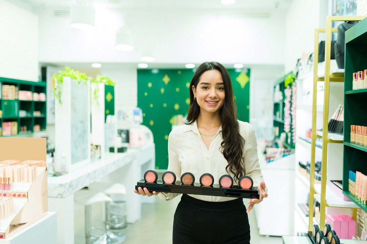 AMSPromo's tweet photo. Interactive experiences sell: Put a face to the product
Let’s talk about the power of face-to-face marketing.
Read the full article here: https://t.co/OQcCnRTmax https://t.co/FJzlmutxt1