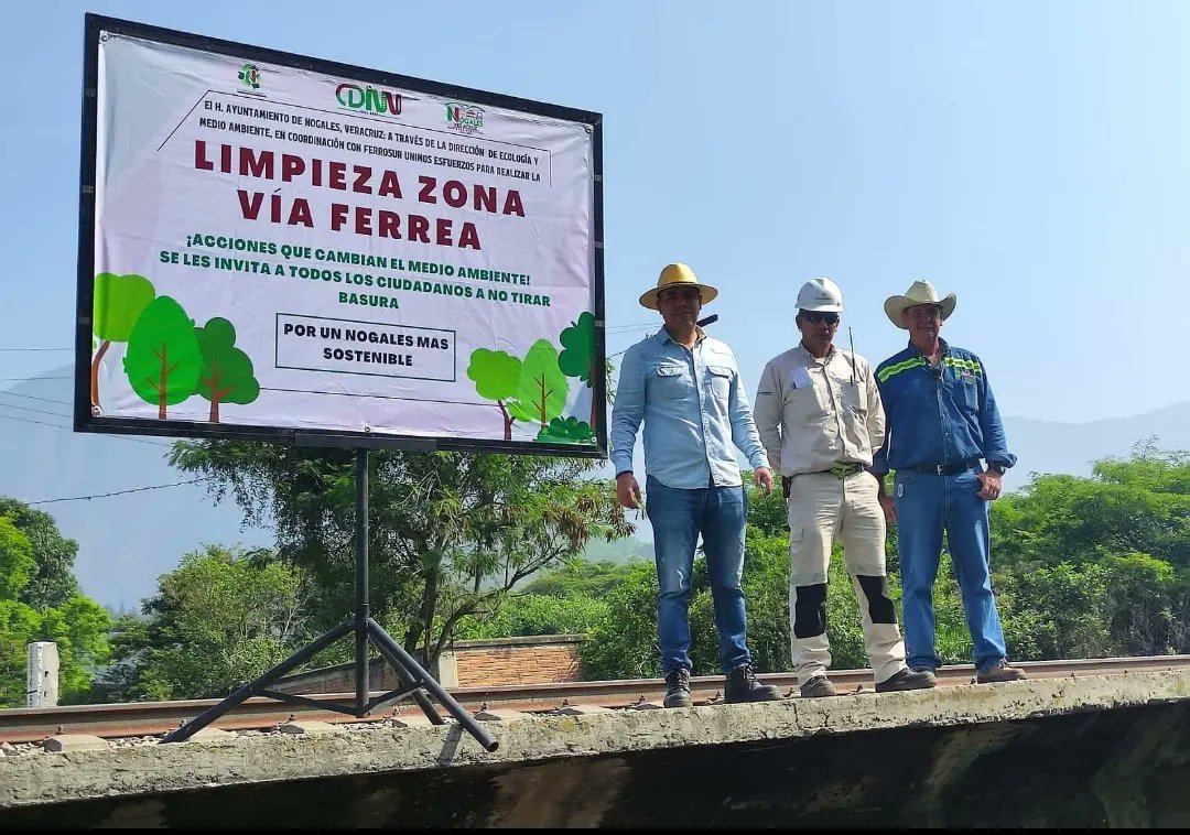 WikiOri's tweet photo. #NogalesVeracruz | “Buscamos que Nogales Veracruz sea una ciudad limpia”: @ErnestoTorresN

Nota: https://t.co/qh9LD8QzlY

Síguenos en Instagram 📸👉 https://t.co/hdrtEGw5RS 

#Orizaba #OrizabaPuebloMágico #Xalapa #Córdoba #Zongolica #Veracruz #BocaDelRío #BTS10thAnniversary #CDMX https://t.co/87UtVk94MP