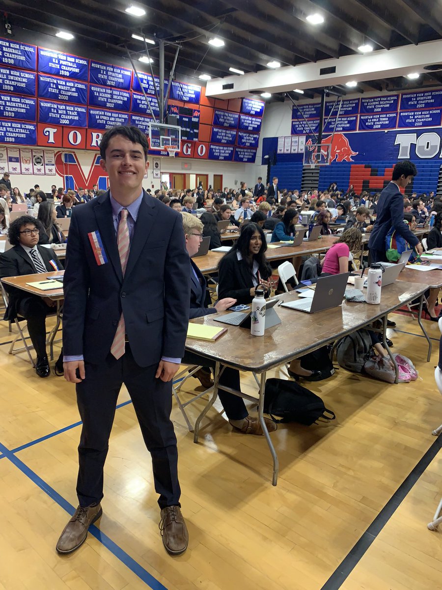 Who’s one Matador we can always count on to SHINE? 
Er, it’s our Casey of course!
He was all smiles, even when prepping for National Extemporaneous Speaking at Nats23!