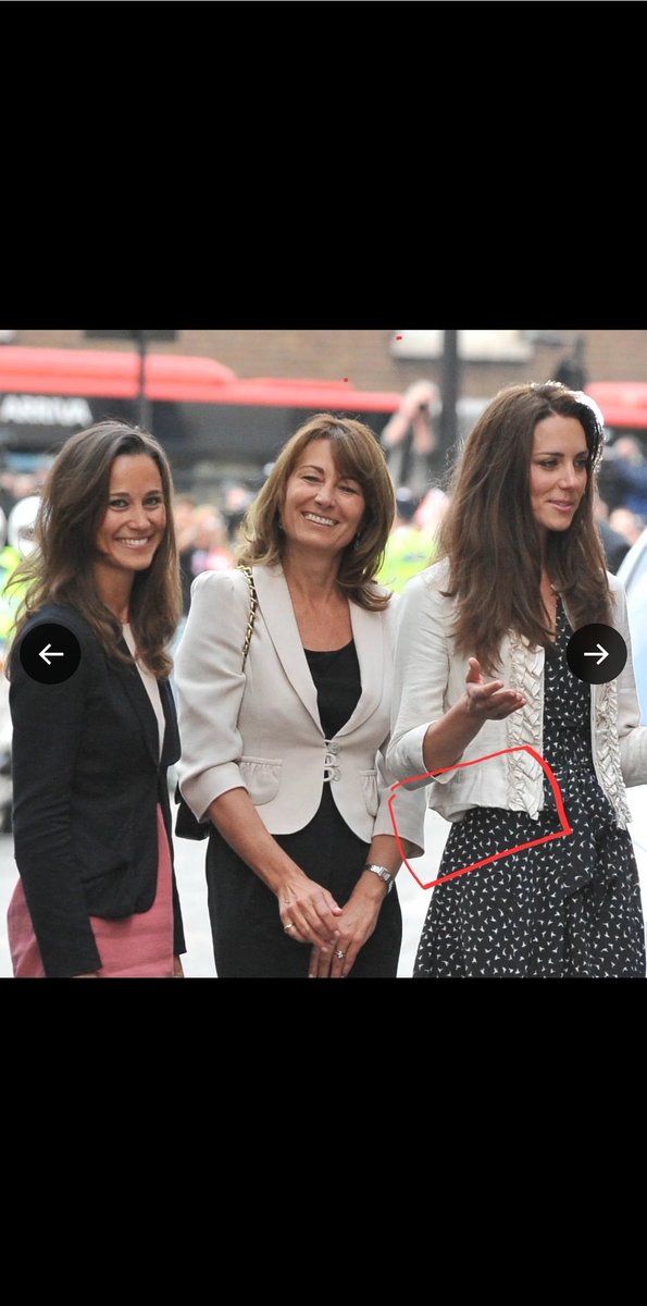 Never forget: the #UK #ToxicBritishMedia knew the truth about #BankruptMiddletons even in 2010. They've been broke a while with #kkkate wearing a torn jacket on eve of her wedding. 'Kate’s mum: the rise and fall of Carole Middleton'  theweek.co.uk/people-news/98…