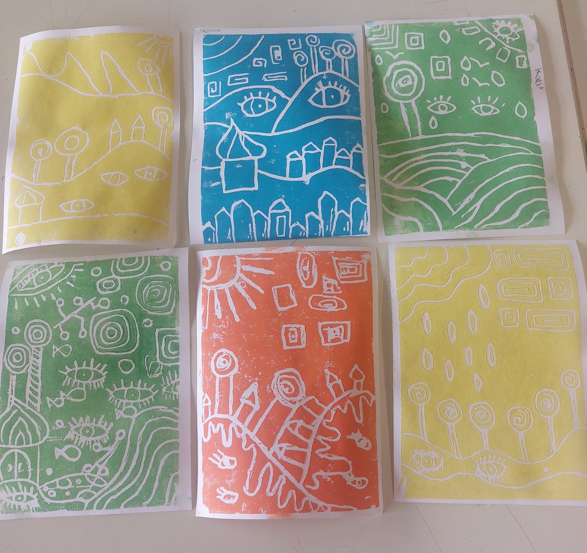 MissSwiderska's tweet photo. Some great outcomes from my 1st printing lesson with Yr 7, they have designed their print tile inspired by Artist Hundertwasser & used white ink, colour & 2 colour inks on different papers! #Printing #Hundertwasser #PolyPrint #Colourful #Experimenting #ArtTeacher #ArtAndDesign https://t.co/Ux9Hw1KsYd