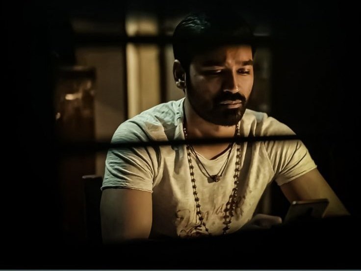 mc_scrbilles's tweet photo. Eppayum first chat unnodatha dha irukum..But ipo un chat konja konjama keela poitu iruku aanalum ennala onnum panna mudiyuma iruken...🥲💔 https://t.co/c8Inp3XUEk