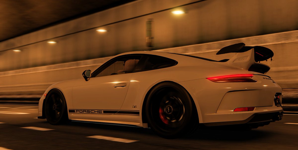 brownisaac976's tweet photo. GT3 X GT3 RS  I finally have completed after 8 long months (yes ik was shocked too), Im very happy with how it came out. 

 Big thanks to @xVlbez for the work he put into this fr  

I also have the gt2 &amp; touring which ill also post very soon :) https://t.co/TuyHdOWV6w