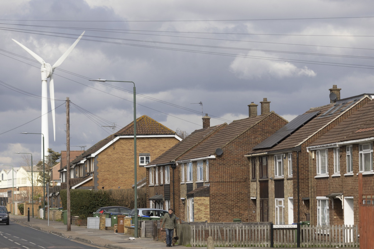 ٤٧٠٠ سنة هذه المدة هي الوقت الذي يستغرقه الوصول إلى هذا إلى الاعتماد على #طاقة_الرياح على الأقل بوتيرة البناء الحالية في #انجلترا ، وفقاً لتقرير صادر عن معهد أبحاث السياسة العامة
(Public Policy Research)