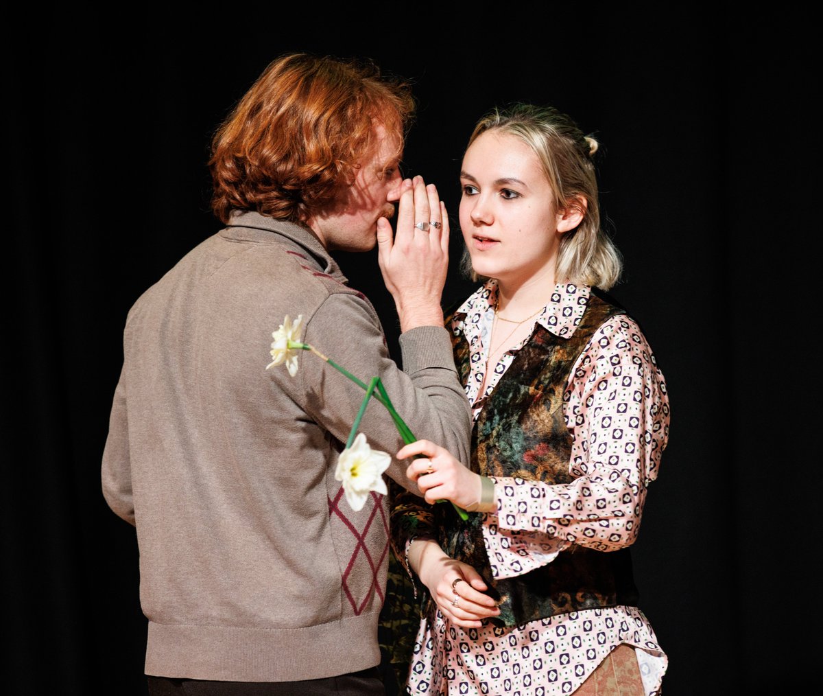 Space to grow

🌻🌵🌸

<a href="/imogenusherwood/">Imogen Usherwood</a> interviews Selwin Hulme-Teague <a href="/whitenoiseth/">WHITE NOISE</a> on the creative process behind Plant Gays.

nsdf.org.uk/the-fourth-wal…