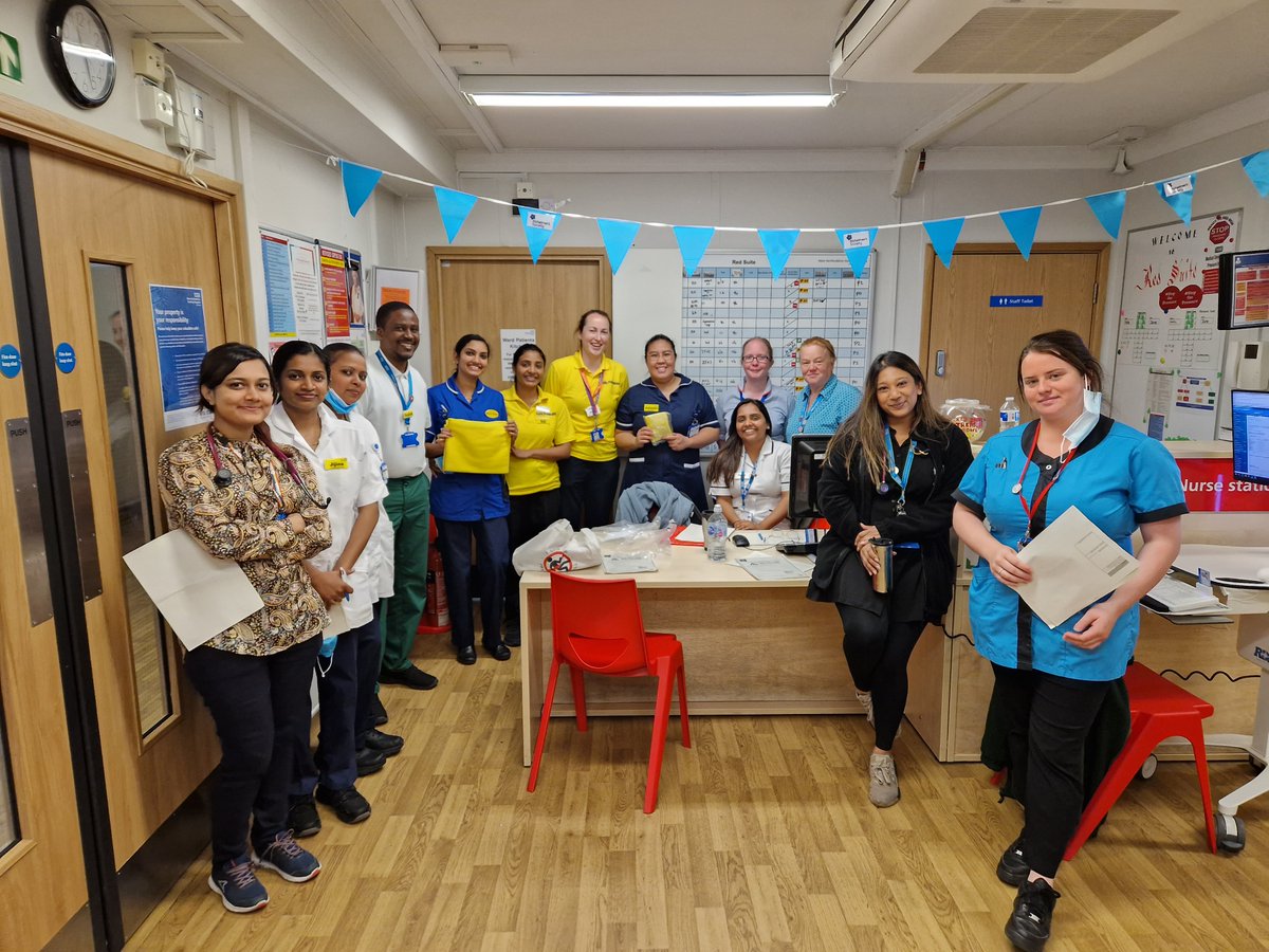 WestHertsHFC's tweet photo. Our Falls Prevention Team with some of the staff on Red Suite where a QI initiative utilising the Yellow Falls Prevention Kit is due to be trialled
@WestHertsQI #fallspreventiondeservesyourattention https://t.co/8gWxP3juGI