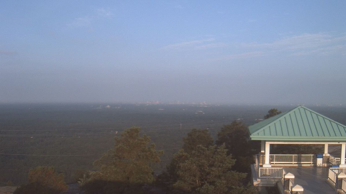 It's 61F in #Atlanta w broken clouds &amp; winds 6.91mph humidity 85% #atl goo.gl/rgRHET