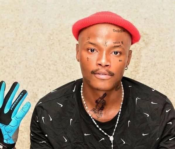 Man’s NOT Barry Roux tweet media
