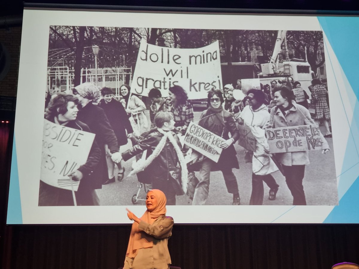 Sylvia_Swart's tweet photo. Goed hoe Yasmin Ait Abderrahman de brug slaat en verbinding maakt tussen de generaties, alleen met echt samenwerken een betere wereld #ngolt https://t.co/raPOvLWpye