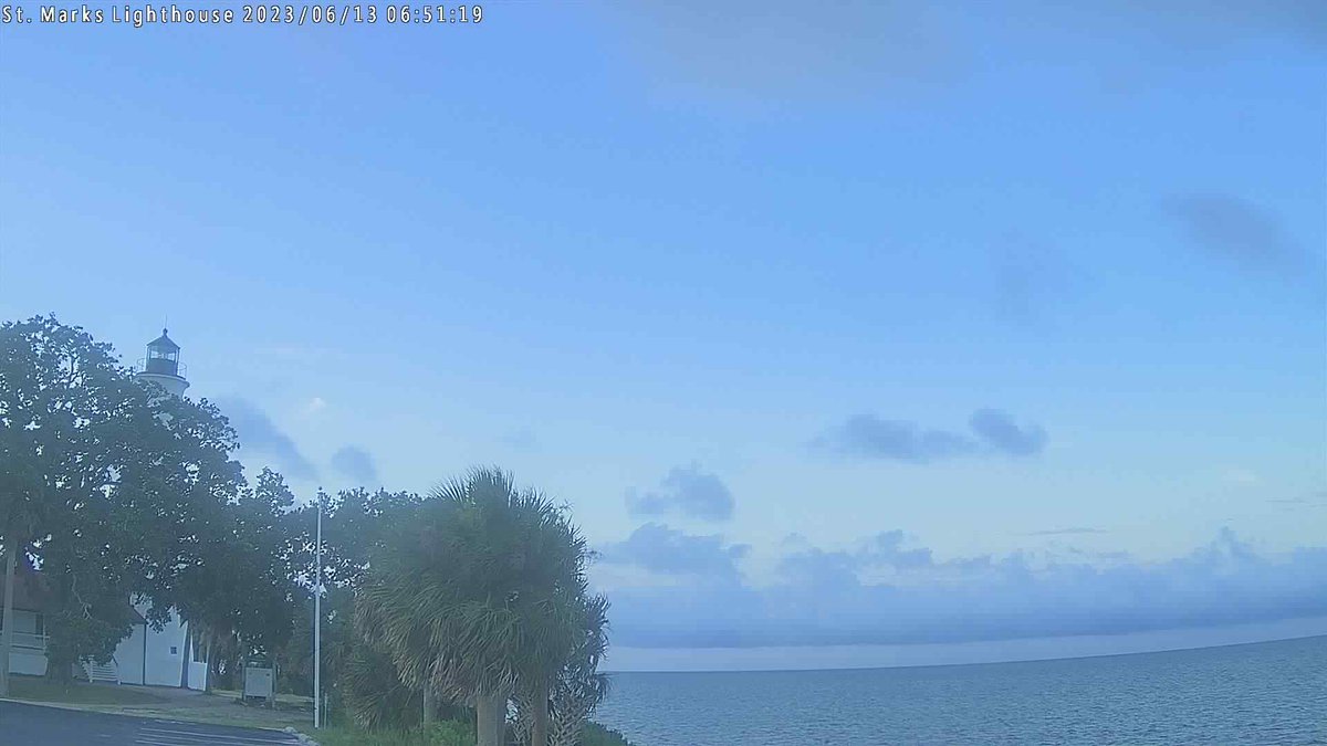 FSWNStMarks's tweet photo. FSWN Wakulla St. Mark's Lighthouse at sunrise and it's 80.4 F. #flsert https://t.co/BFBwvmSCmN