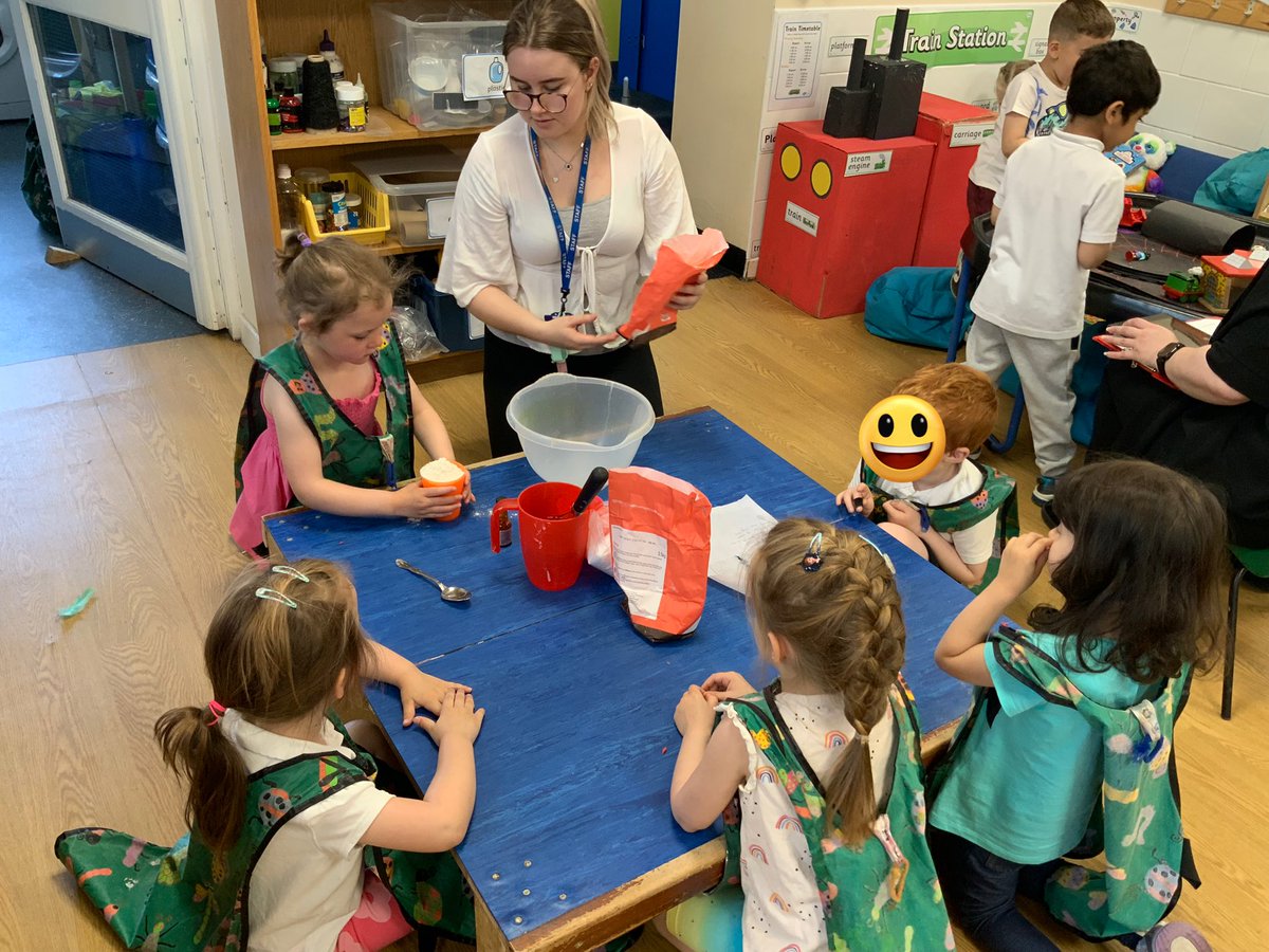RDPSNursery's tweet image. Hmmm… what could Nursery be making for enterprise week? 👀😉
#RDPSNursery #enterpriseweek