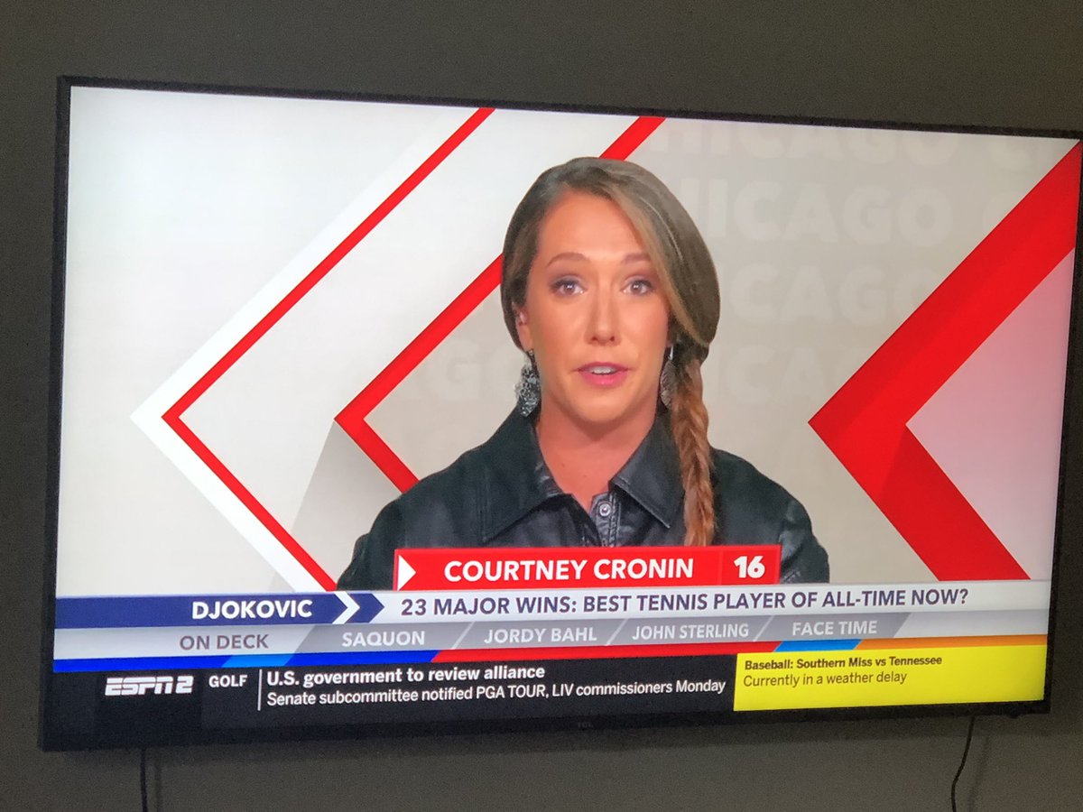 You done come a long way since the Clarion Ledger @CourtneyRCronin I always love seeing you on @espn You my sista is a rock star! #KeepChoppin