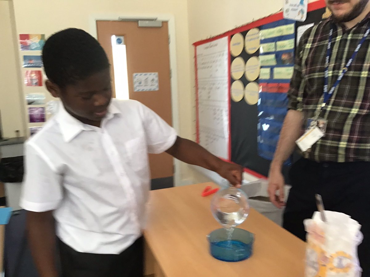 CanonYearFive's tweet image. Yesterday we conducted an experiment into the solubility of materials and the children really enjoyed it. We were looking to see which material was the most soluble by stirring the solute (material) in the solvent (water). #CSPSSTEM #CSPSScience @LT_Trust @CanonSharples