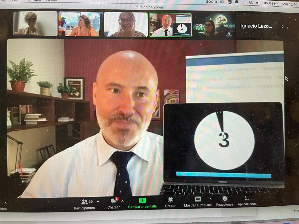 aemprende's tweet photo. ⚡️ Hoy!

💥 Master Class online con @Joseluislosa @Comycon  y las empresas finalistas #PremiosEmprendemos2023 #Top50 

🙌 Aprendiendo tips para 🗣️ pitchear ↔️ comunicar ↔️ convencer, en la Gala Final del 28 junio en #Granada 

#EmprendeAND https://t.co/ZVOQ4MGiOT