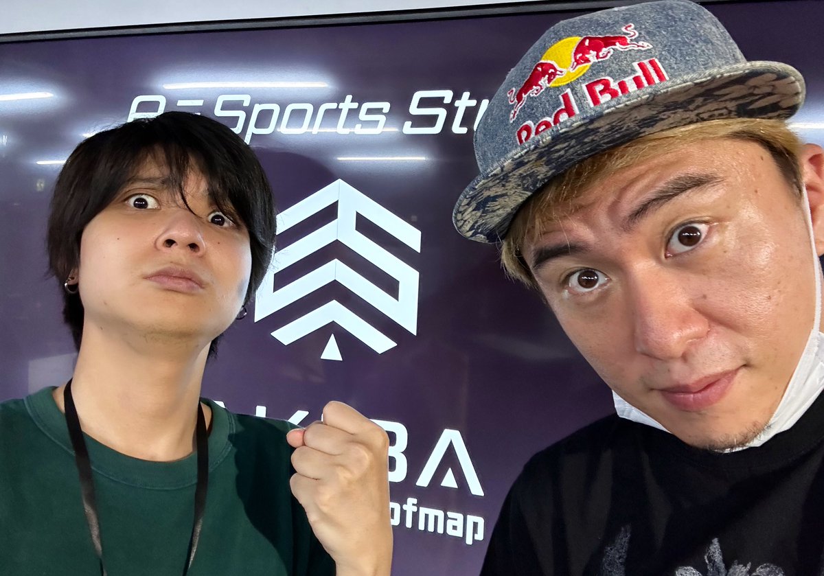 RYUSEI_CARL's tweet image. FAVでオフ対戦やってきました！！！

スト6出てから引きこもりすぎて
生身の人間と久々に会話したわ
#Sofmap
#esAKIBA