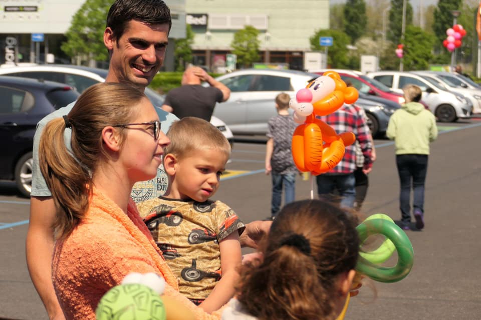 Vaderdag 2023: een ballonnenartiest op Woonboulevard Middelburg

wijzijndestad.com/agenda/vaderda…