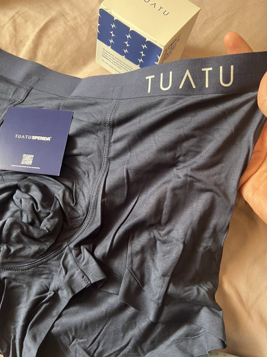 irfahanie's tweet photo. Sebab tengok review ni la I order spenda Tuatu ni untuk husband I. And dah sampai. And I swear, sebagai waniter yang cerewet, I kagum nak mampos dengan tahap comfort product ni. Risau I je yang pakai. Lantak la bukan orang nampak. Janji kita yang selesa 😂 https://t.co/WM8MQRFPFr