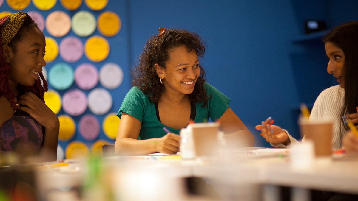 💥Attention young creatives in Lewisham💥

The Migration Museum is holding a week-long creative programme this summer 24–28 July in response to the theme: ‘Who is a Migrant?’. 

This is a chance to develop your creative skills through a range of creative workshops.