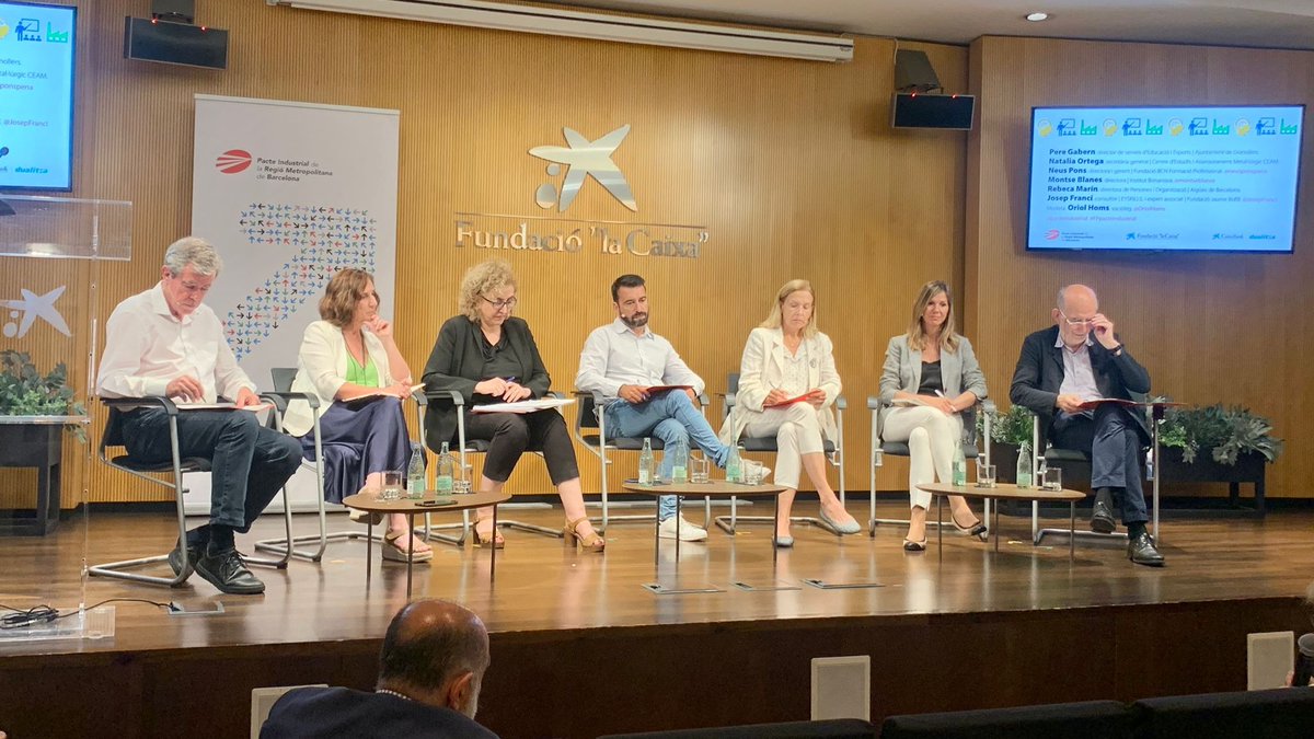 🔊La nostra directora de Persones i Organització,
<a href="/Rebeca_MarinSz/">Rebeca Marín</a> participa en la jornada 'Formació Professional, col·laboració publicoprivada i territori: una estratègia per al desenvolupament econòmic sostenible'

#FPpacteindustrial