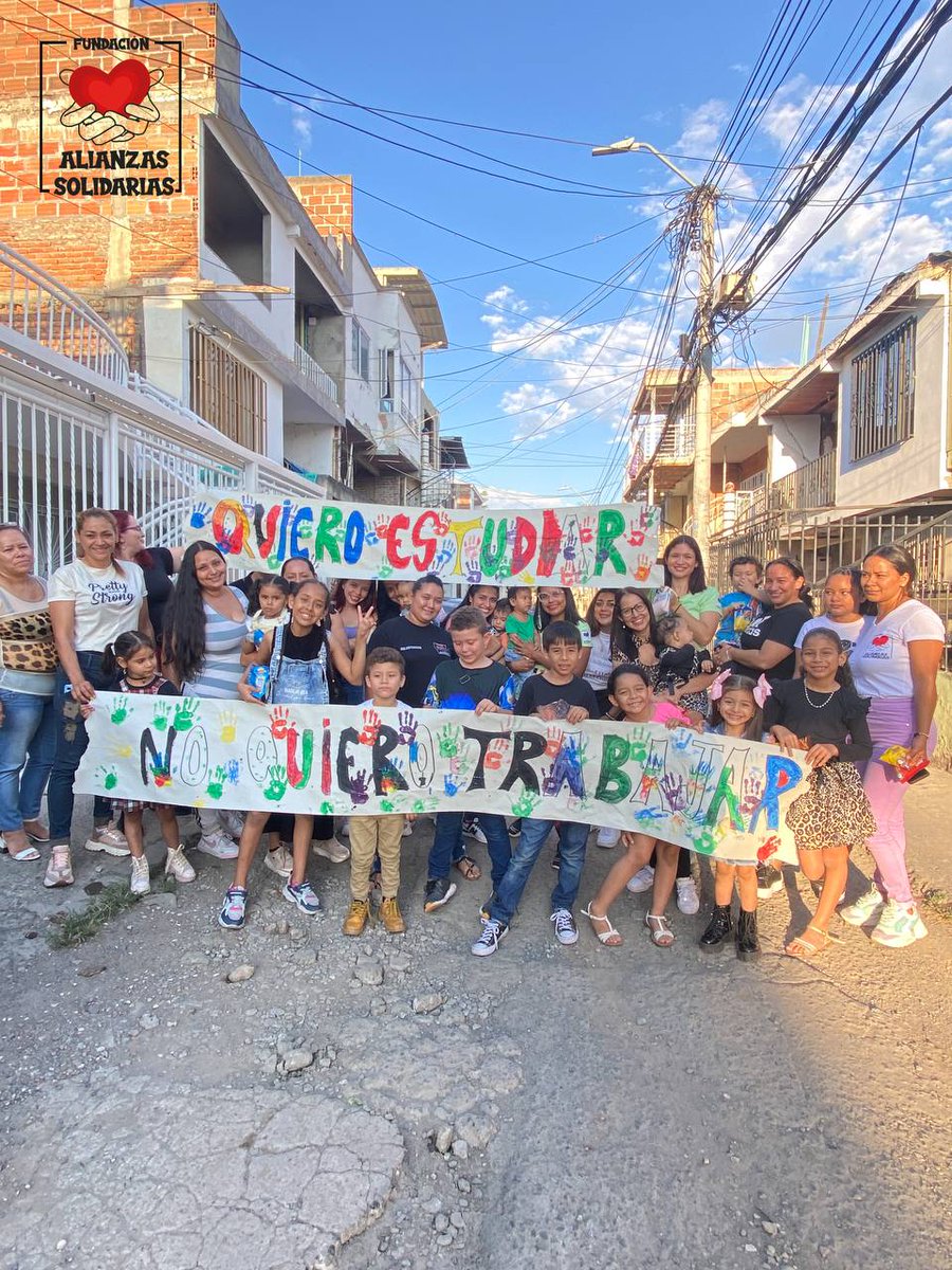 lisbeipc's tweet photo. Reconozco los derechos de los niños, niñas y adolescentes, estoy en contra de todo trabajo que prive a los niños de su niñez, su potencial y su dignidad,  todo lo que sea  perjudicial para su desarrollo físico y psicológico... NO al trabajo infantil. https://t.co/SuDB44T4v3