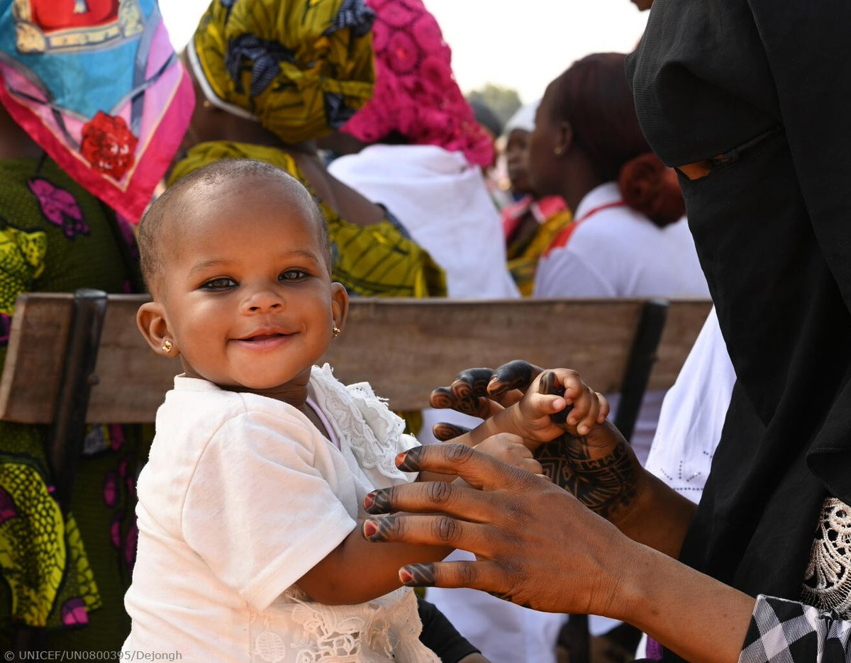 UNICEF_FR's tweet photo. Le droit à la survie 💙 
Le droit à la famille 💙 
Le droit à la santé 💙 
Le droit à l'éducation 💙 
Le droit à la sécurité 💙 
Le droit à l’égalité 💙

L’UNICEF lutte pour les droits de chaque enfant, chaque jour, partout dans le monde. https://t.co/D0IWK6tRXp