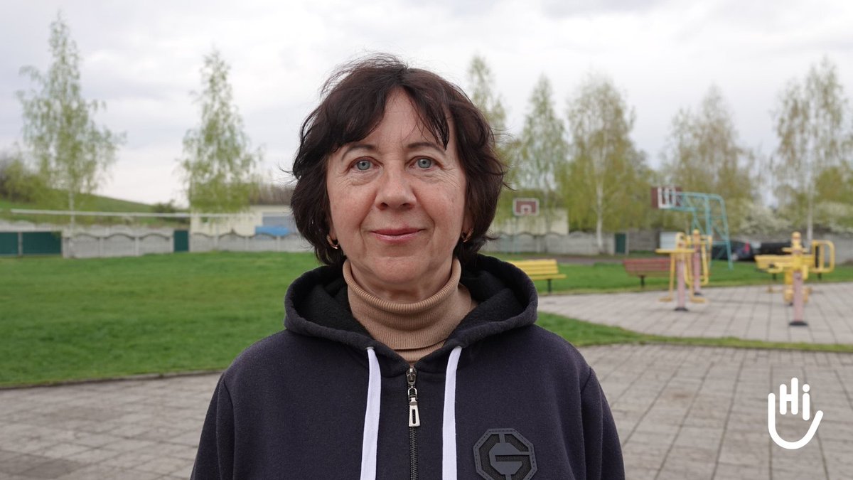 In #Ukraine, HI's team travelled to a rural village to provide risk education sessions to displaced Ukrainians like Svitlana.

Displaced twice by explosive weapons, Svitlana explains the risks of living in East Ukraine ➡️ bit.ly/43XVczs

📸 O. Marikutsa