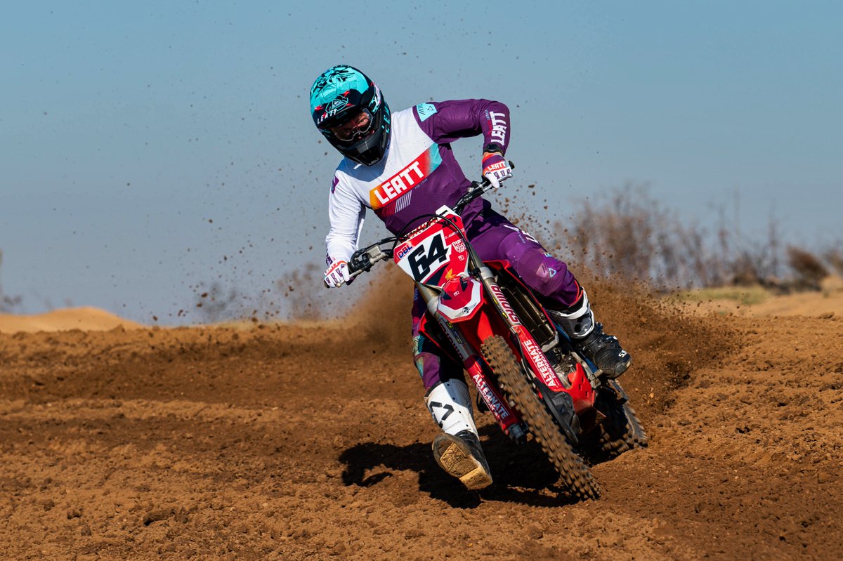 LW_Mag's tweet photo. This has to be one of the best value-for-money helmets on the market!
Drop into our review of the new @officialleatt Moto 2.5 Helmet here: https://t.co/yET9lHUmYj
#Motocross #MX #Leatt #ScienceofThrill https://t.co/fk6aXsVyeR