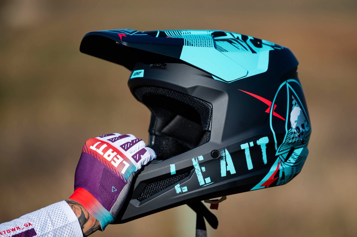 LW_Mag's tweet photo. This has to be one of the best value-for-money helmets on the market!
Drop into our review of the new @officialleatt Moto 2.5 Helmet here: https://t.co/yET9lHUmYj
#Motocross #MX #Leatt #ScienceofThrill https://t.co/fk6aXsVyeR