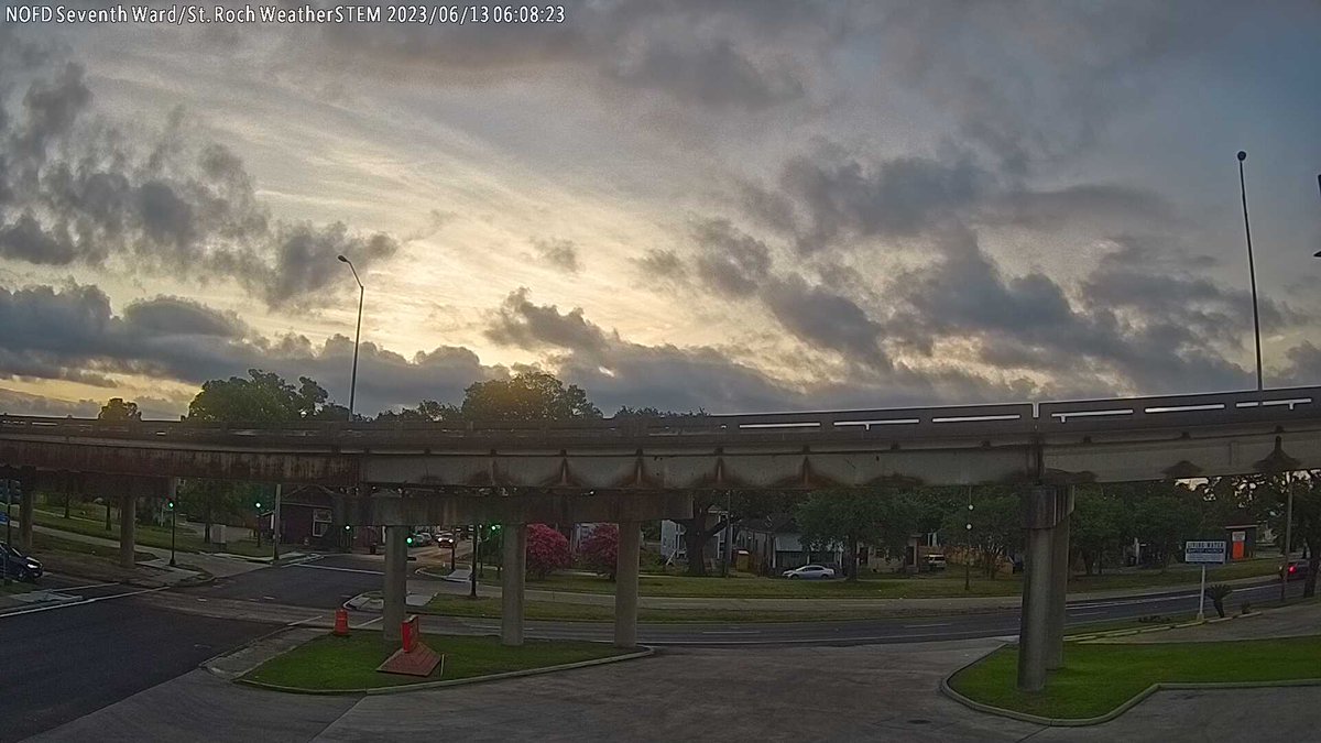 NOFD Engine 27 - Seventh Ward/St.Roch at sunrise and it's 79.5 F.