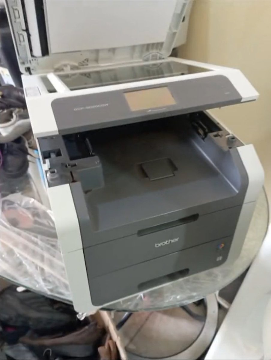 hypermall_ke's tweet image. Print, scan and photocopy with the Brand New Brother DCP-9020 laser printer. #homecyber Kes 23,289
#hypermall_ke 
#brotherprinter
#office
#officeequipment 
#fyp