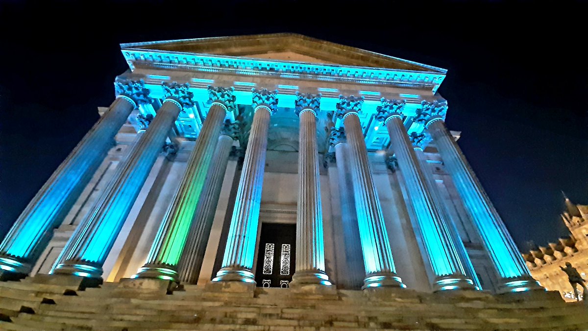 @LiverpoolVista Scouse Acropolis by night! 😊👍