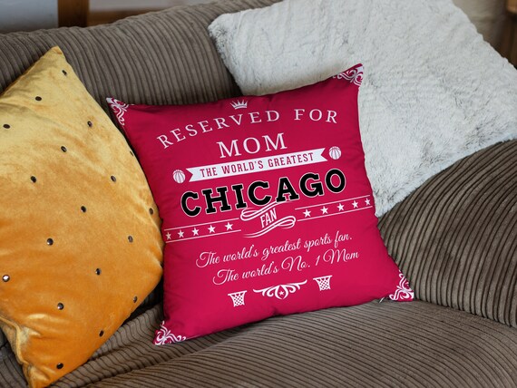 Personalized Chicago Basketball Pillow Cover etsy.me/3MdEiHw #personalizedpillow #chicagobasketball #pillowcover #chicagosports @etsymktgtool