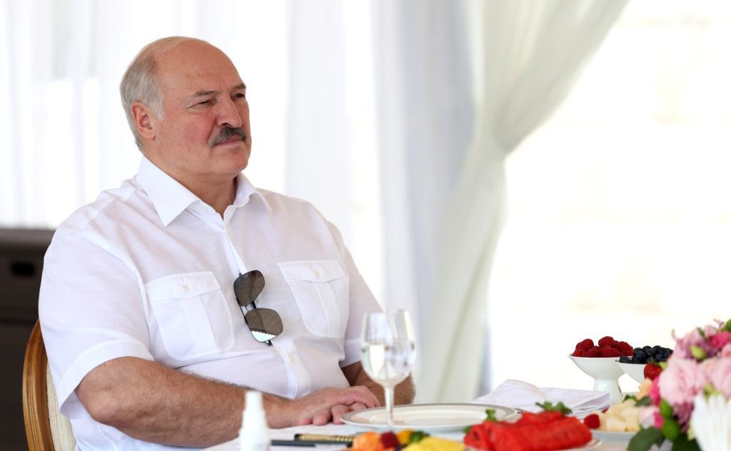 GorodChe_rus35's tweet photo. «Невероятное может случиться��: Лукашенко будет болеть за Трампа из-за его обещания

https://t.co/xwqrRDbBKq https://t.co/Cdd872VyYc