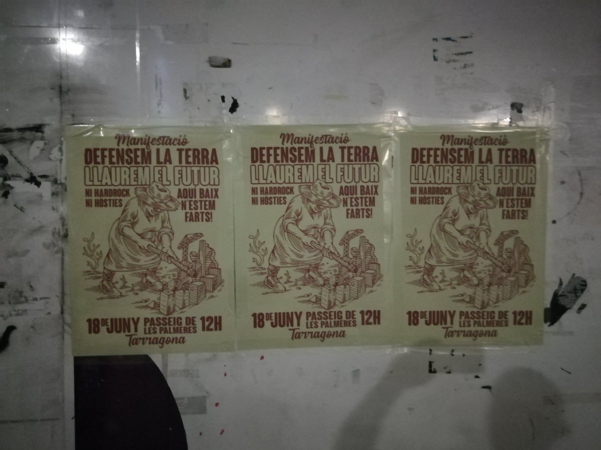 ‼️El #21J volen aprovar el PDU que permetrà la construcció del Hard Rock. 

🌱Per la nostra terra, per les nostres vides. Que no ens robin el futur!

✊🏽Vine a la manifestació del 18 de juny a #Tarragona, a les 12 h al passeig de les Palmeres. #18JLlauremelfutur #AturemHardRock