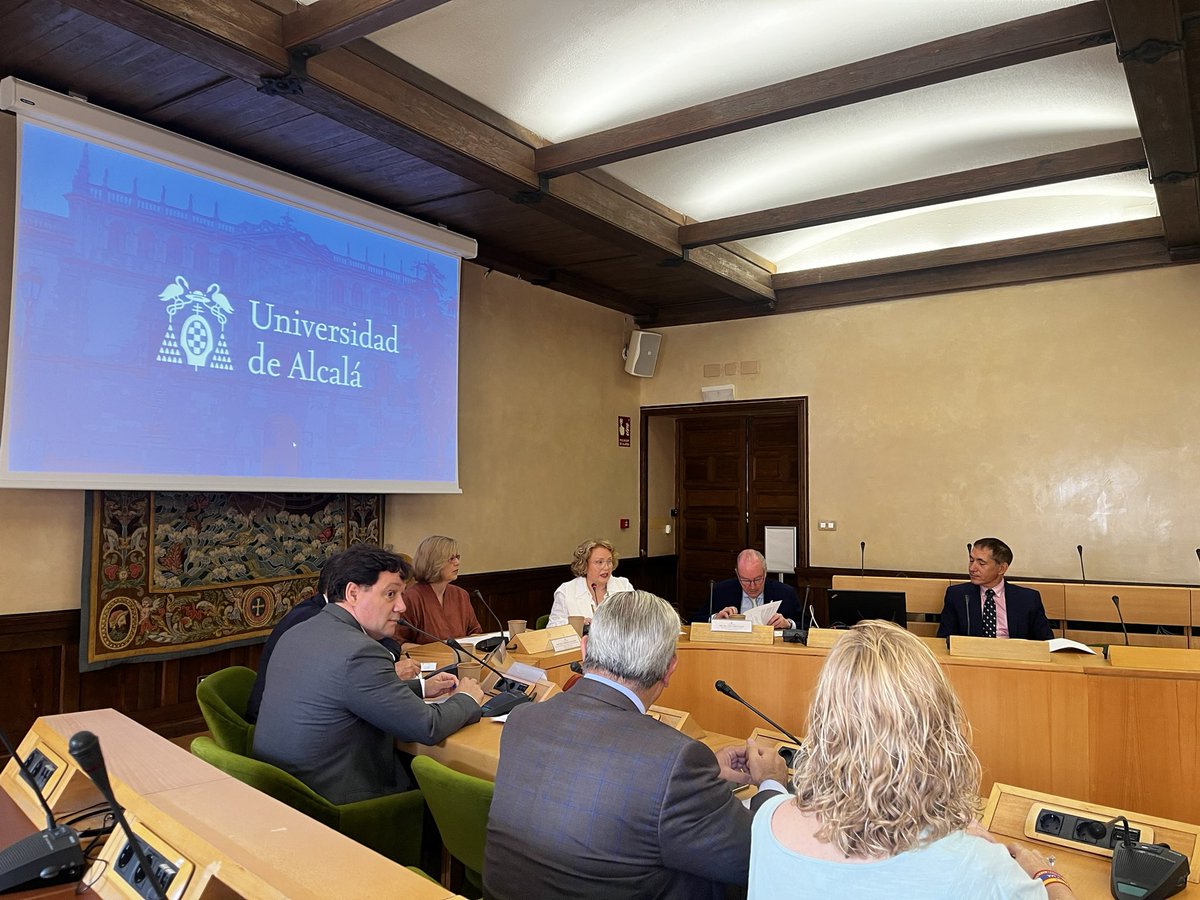 Alcalá y su patrimonio. Una visión desde la justicia #Penal cárceles, galeras y prisiones.
Magnífica ponencia del Prof. Catedrático D. Carlos García Valdés.

#DerechoPenitenciario
 
Enhorabuena <a href="/IUICP/">IUICP</a> <a href="/UAHes/">Universidad Alcalá</a>