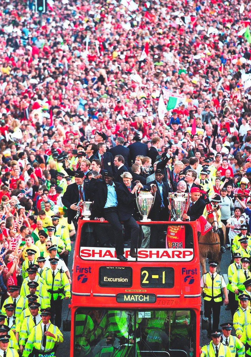 AlternativeMUFC's tweet photo. My open top bus treble trophy parade is better than yours, is childish and unnecessary. So I'll just leave these here... https://t.co/bWuocStS81